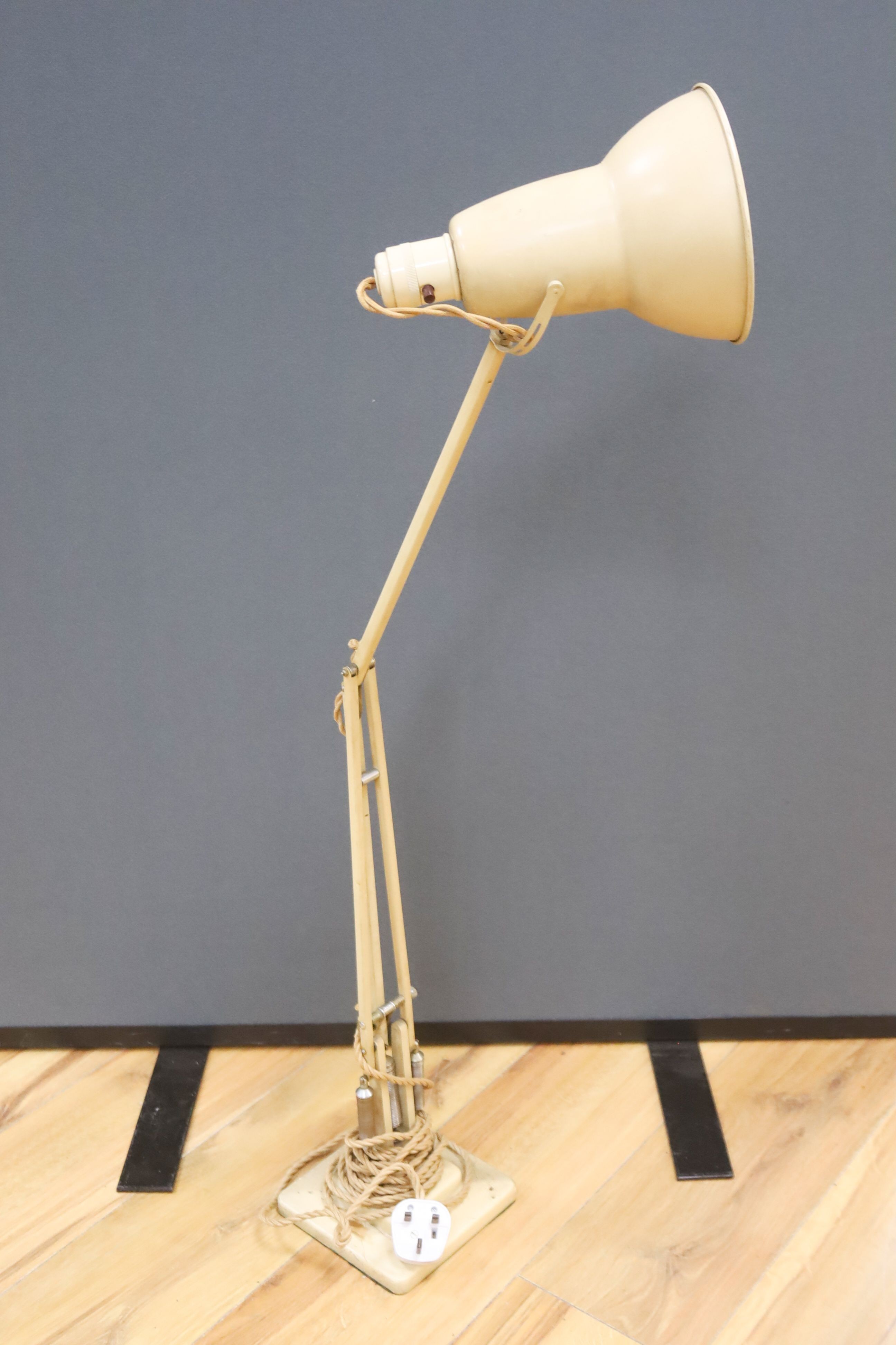 An original cream painted Anglepoise lamp